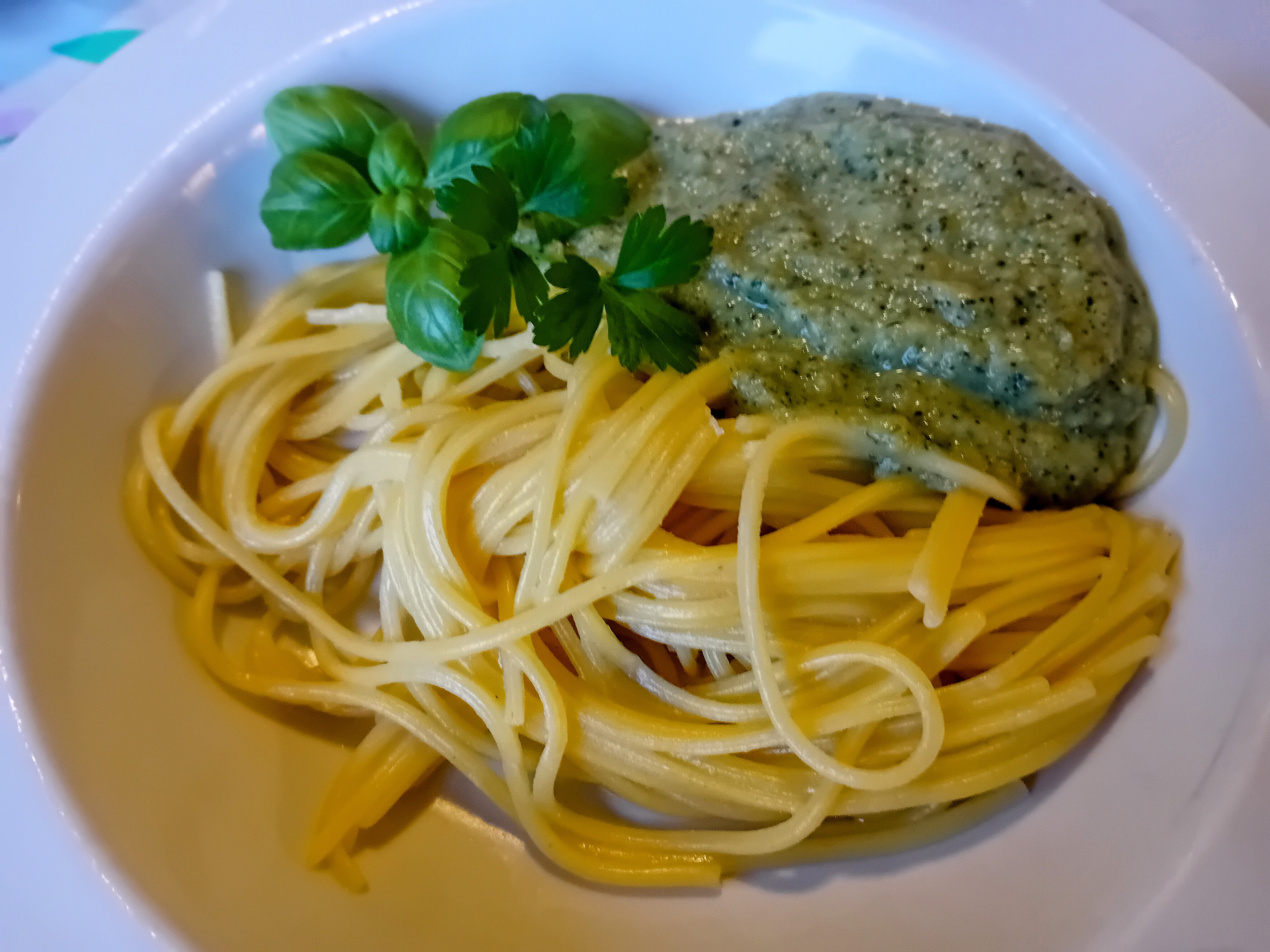 Pasta met saus van Courgette