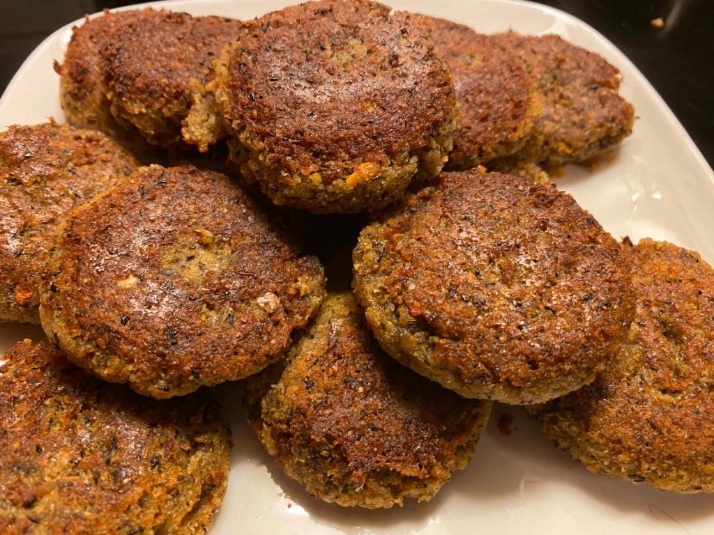 Smokey Linzen Burgers&nbsp;(vegan)
